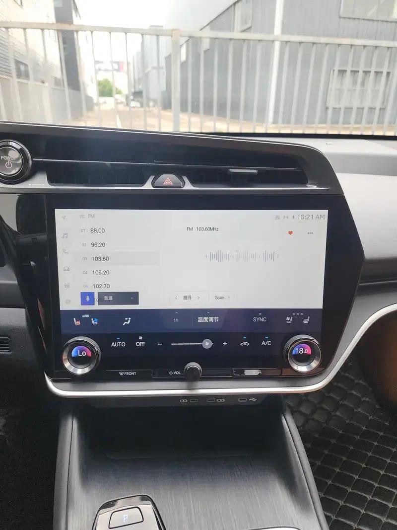 Lexus RZ 2023 450e DIRECT4 Luxury Edition — миниатюра 15