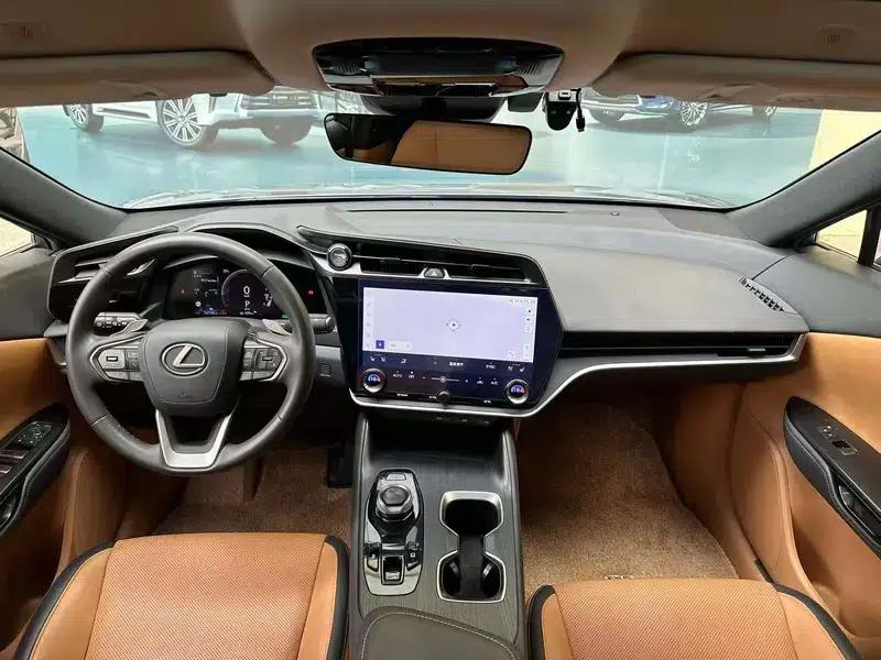 Lexus RZ 2023 450e DIRECT4 Luxury Edition — миниатюра 21