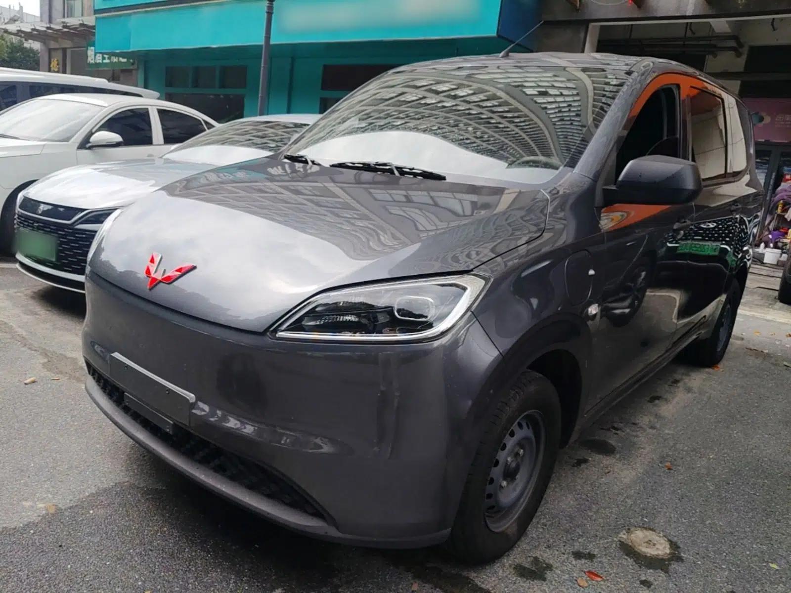 Wuling Hongguang New Energy 2024 All-Electric Model 300KM Standard Version — миниатюра 1
