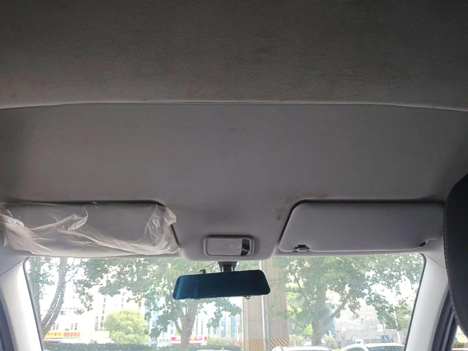 Wuling Hongguang New Energy 2024 All-Electric Model 300KM Standard Version — миниатюра 21
