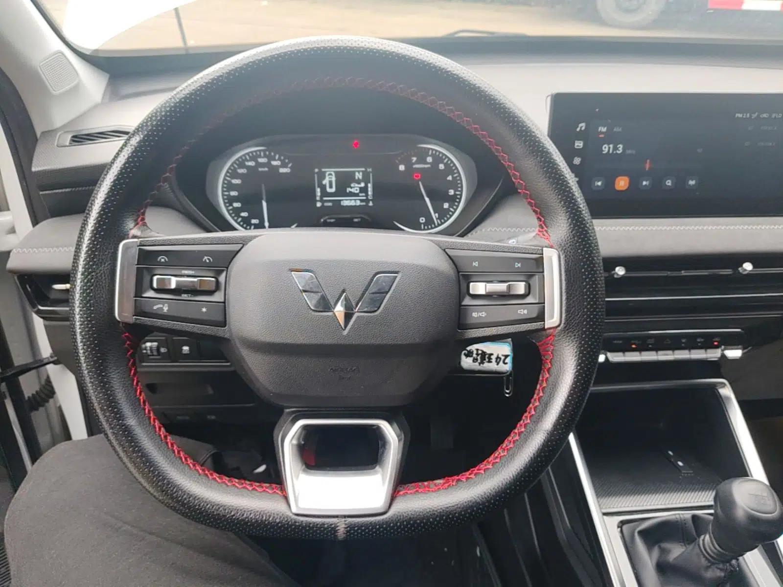 Wuling Alvez 2022 1.5L Manual Comfort Version — миниатюра 18