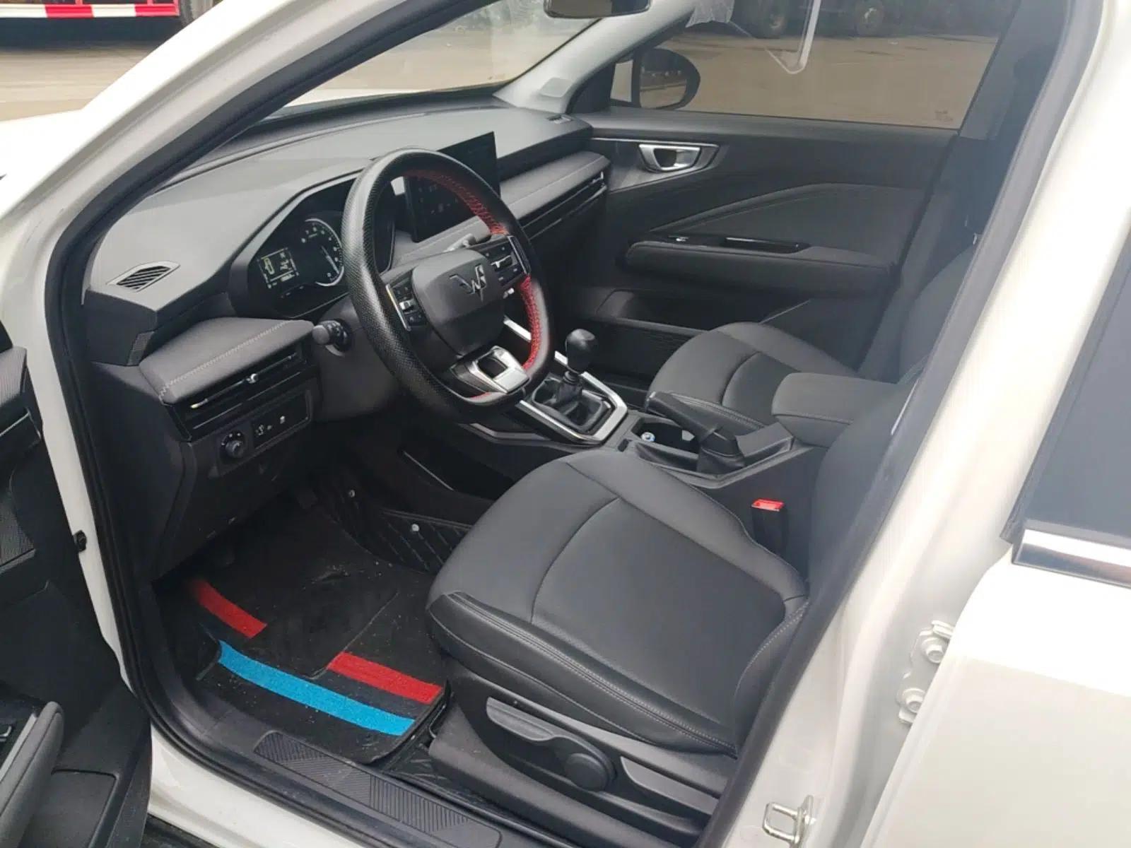 Wuling Alvez 2022 1.5L Manual Comfort Version — миниатюра 23