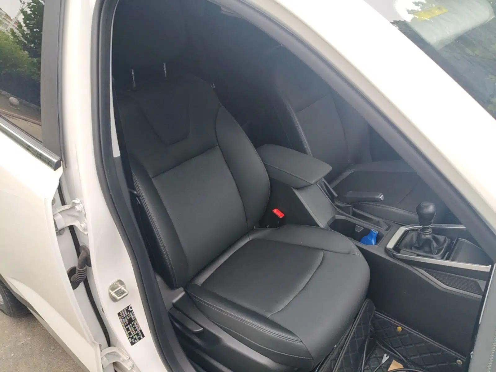 Wuling Alvez 2022 1.5L Manual Comfort Version — миниатюра 24