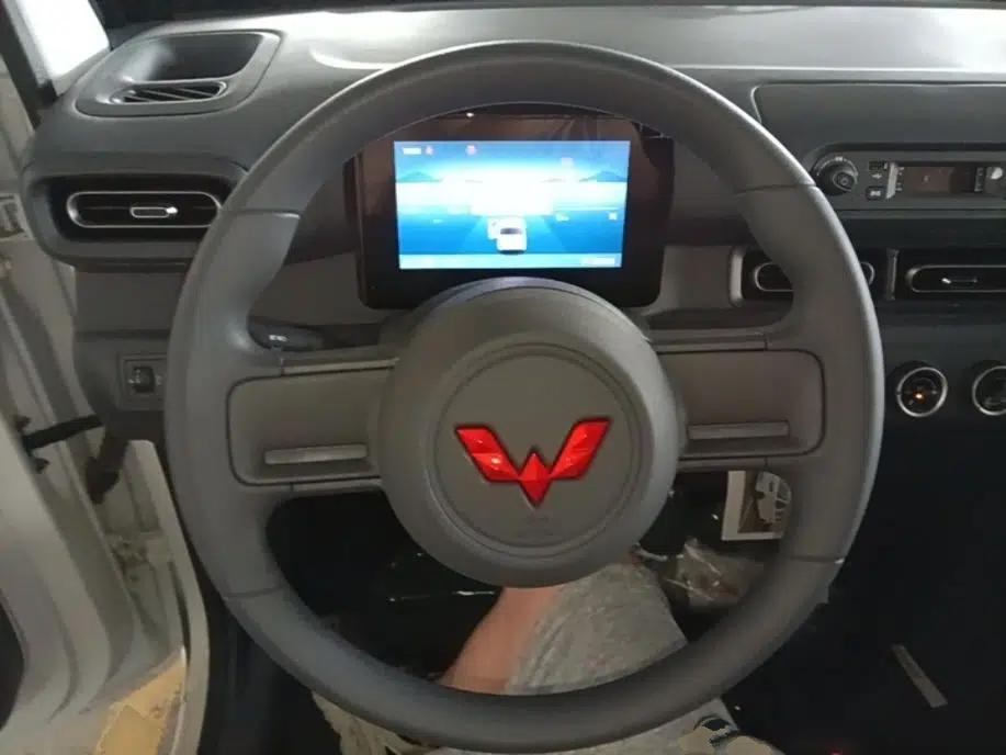 Wuling Zhiguang New Energy 2025 Model 305km Ambitious Edition — миниатюра 13