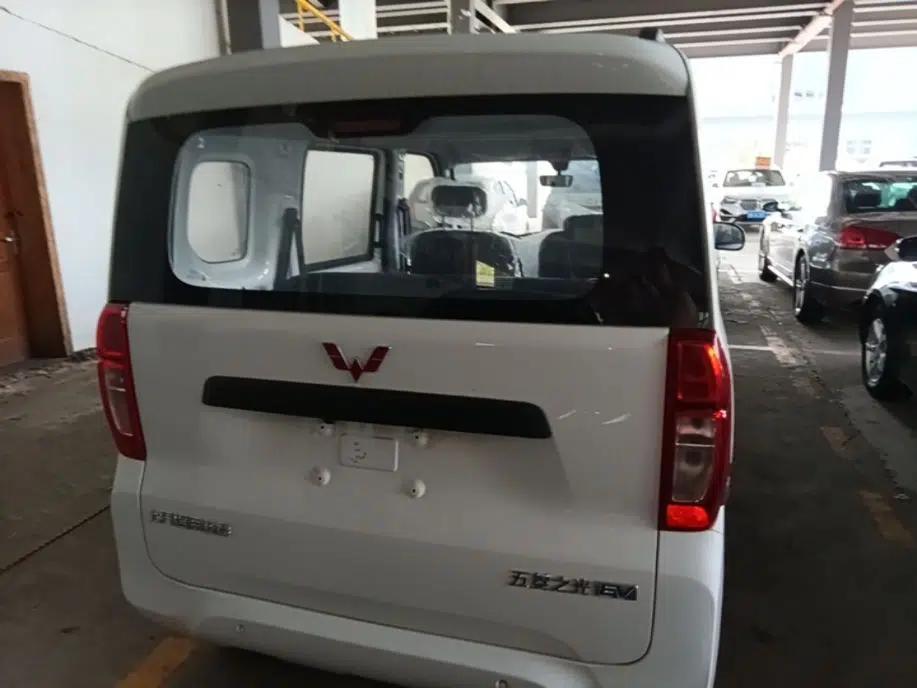 Wuling Zhiguang New Energy 2025 Model 305km Ambitious Edition — миниатюра 5