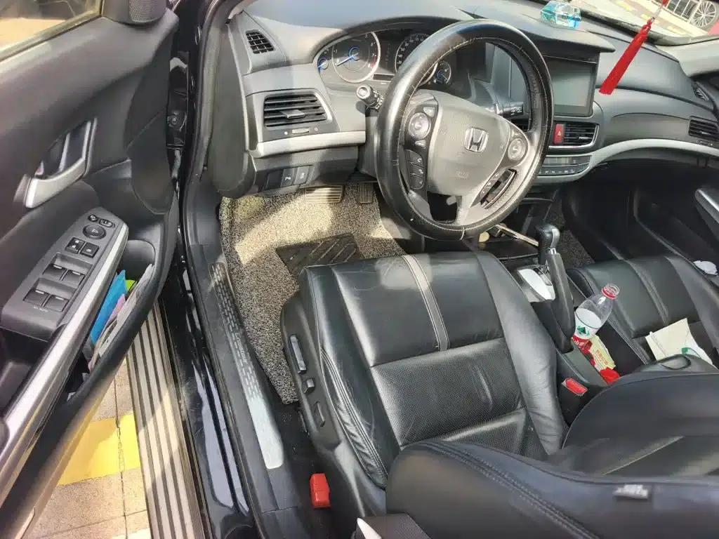 Crosstour 2014 2.4L Luxury Edition — миниатюра 13