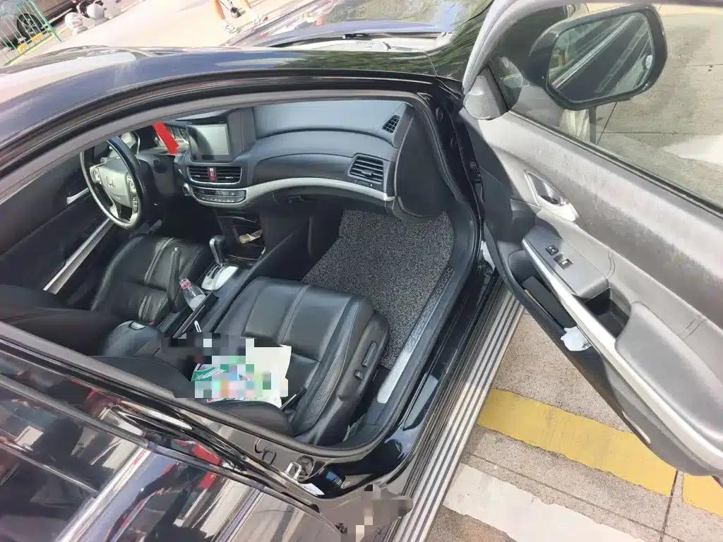 Crosstour 2014 2.4L Luxury Edition — миниатюра 22
