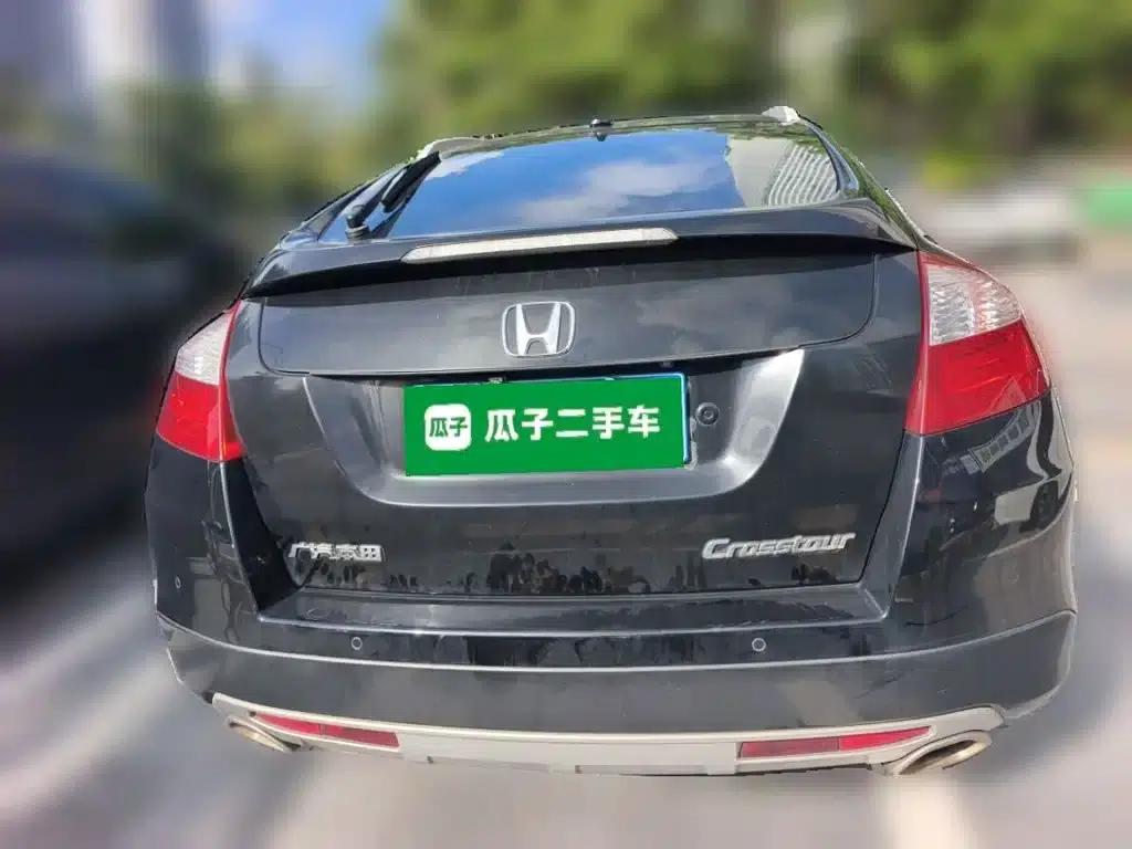 Crosstour 2014 2.4L Luxury Edition — миниатюра 4