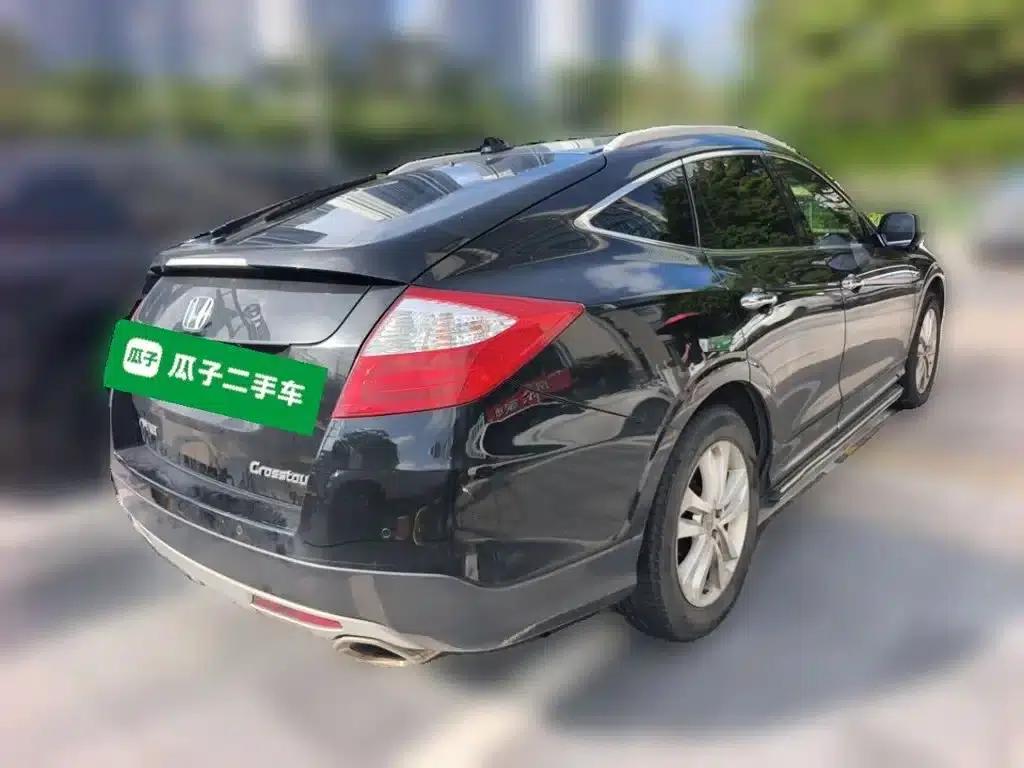 Crosstour 2014 2.4L Luxury Edition — миниатюра 5