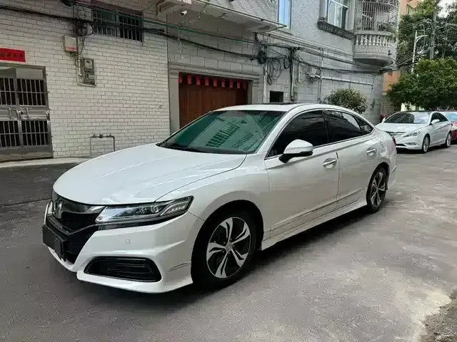 Spirior 2015 2.4L Premium Edition
