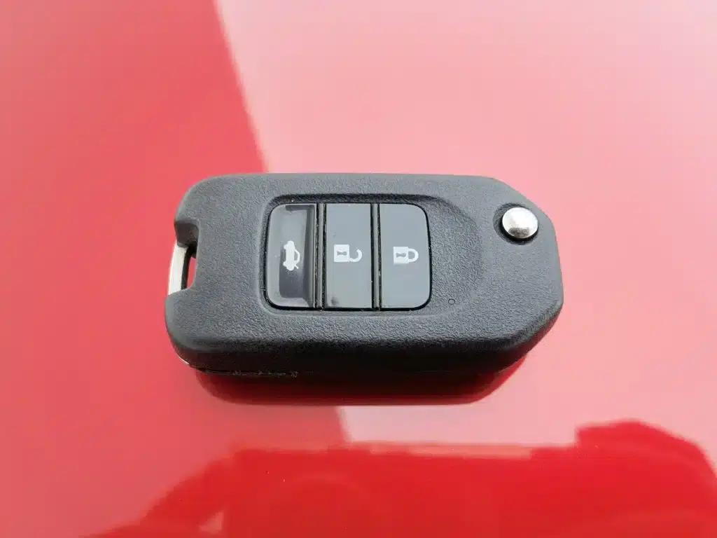Spirior 2015 2.0L Premium Edition — миниатюра 19