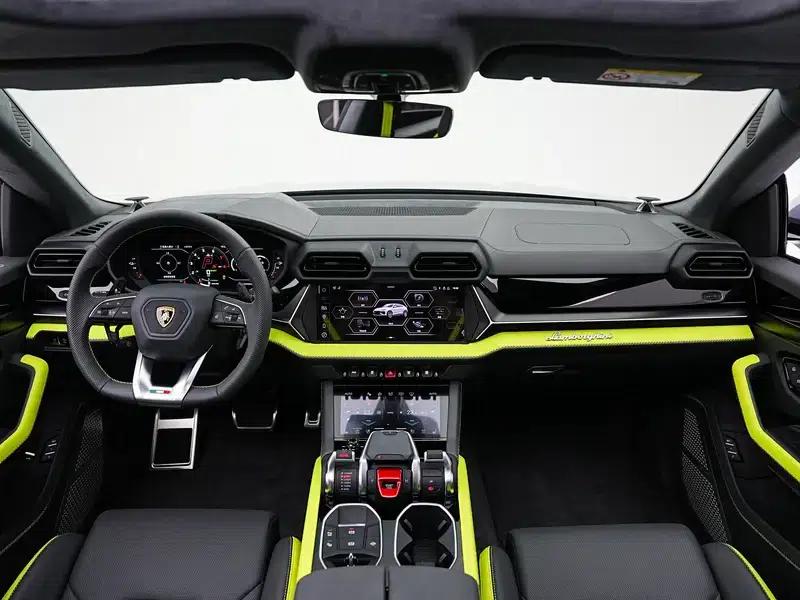 2025 Urus SE 4.0T Standard Edition — миниатюра 13
