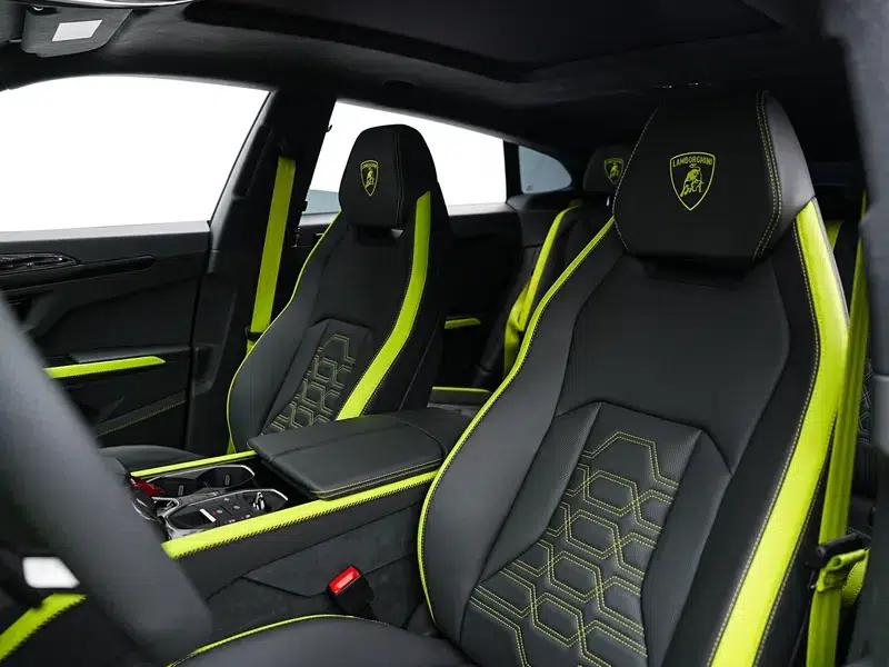 2025 Urus SE 4.0T Standard Edition — миниатюра 23
