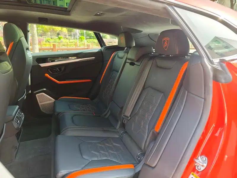 2025 Urus SE 4.0T Standard Edition — миниатюра 23