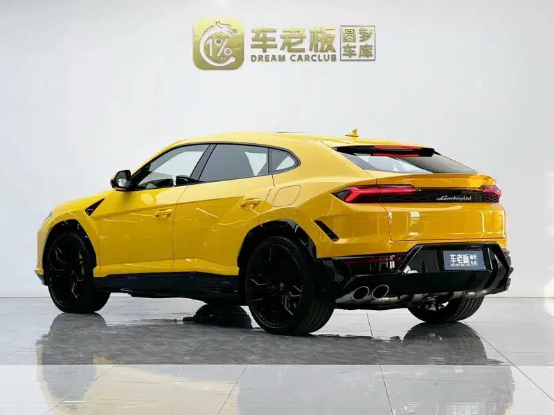 2025 Urus SE 4.0T Standard Edition — миниатюра 3