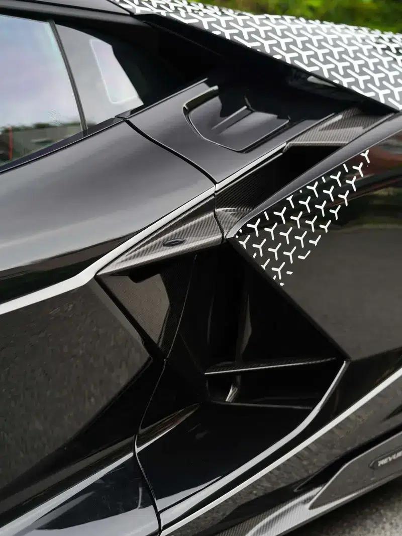 2023 Revuelto Standard Model — миниатюра 20