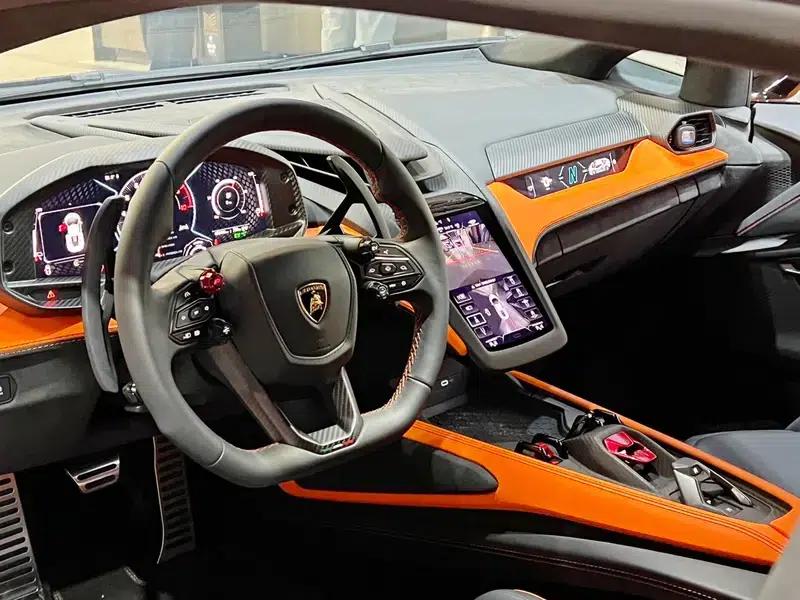 2023 Revuelto Standard Model — миниатюра 15