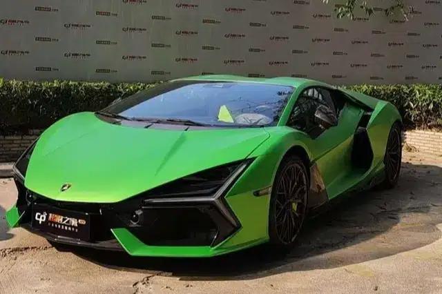 2023 Revuelto Standard Model — миниатюра 1