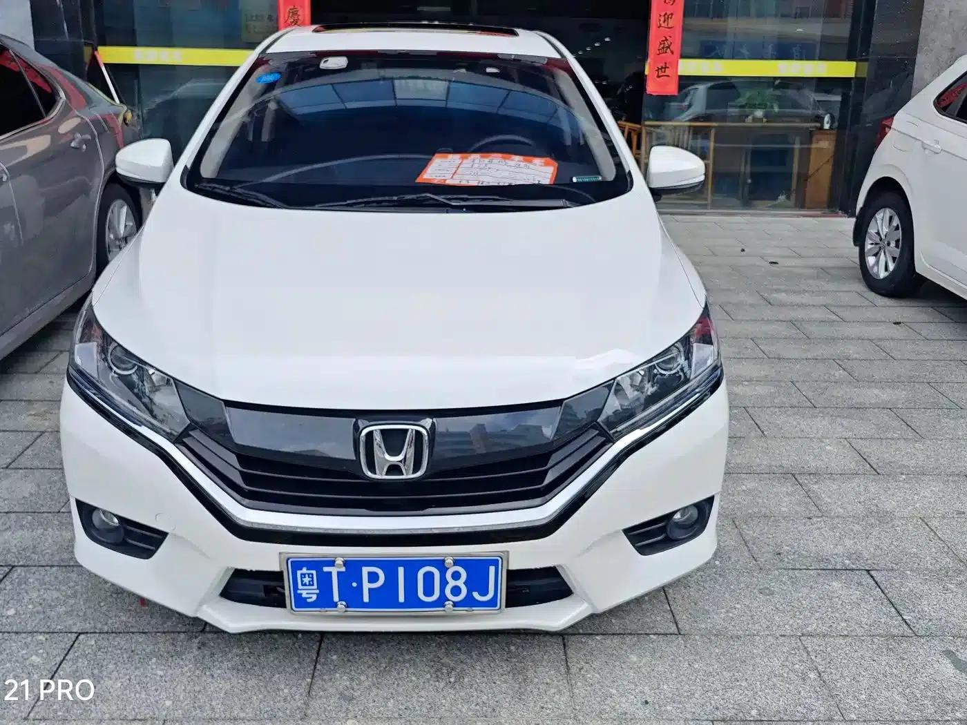 2016 Honda Greiz 1.5L CVT Fashion Edition — миниатюра 2