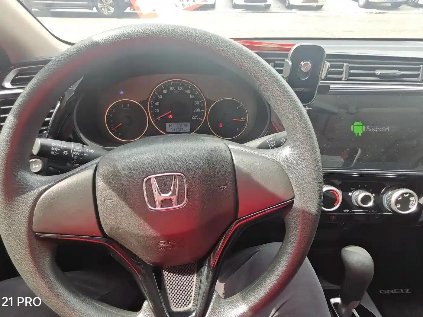 2016 Honda Greiz 1.5L CVT Fashion Edition — миниатюра 11