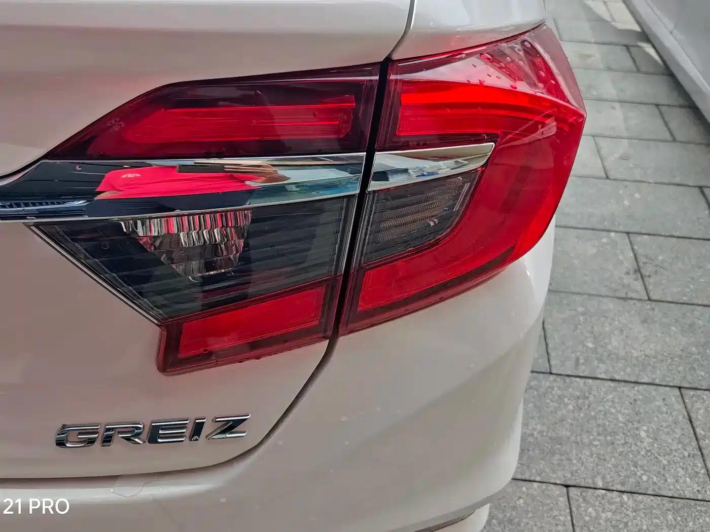 2016 Honda Greiz 1.5L CVT Fashion Edition — миниатюра 9