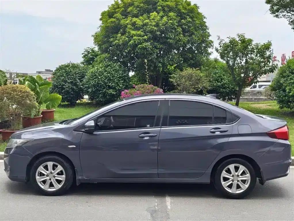 2016 Honda Greiz 1.5L CVT Fashion Edition — миниатюра 3