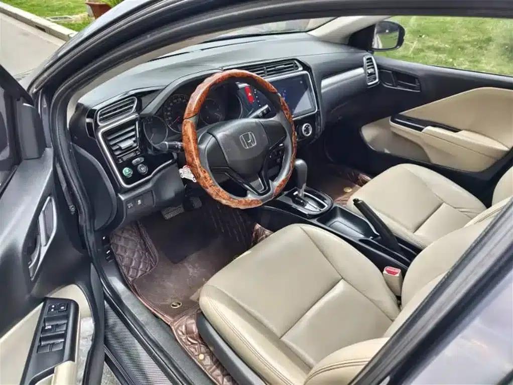 2016 Honda Greiz 1.5L CVT Fashion Edition — миниатюра 6