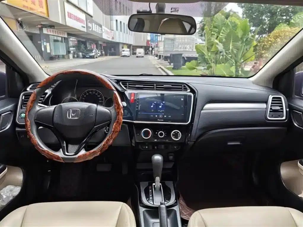 2016 Honda Greiz 1.5L CVT Fashion Edition — миниатюра 7