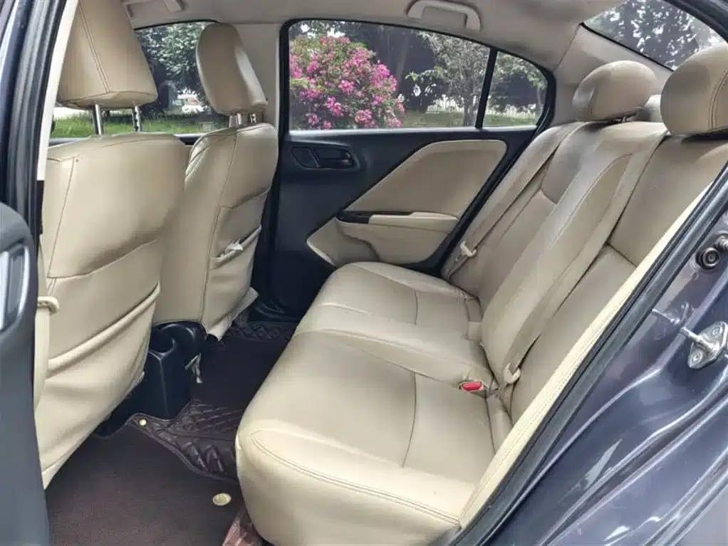 2016 Honda Greiz 1.5L CVT Fashion Edition — миниатюра 9