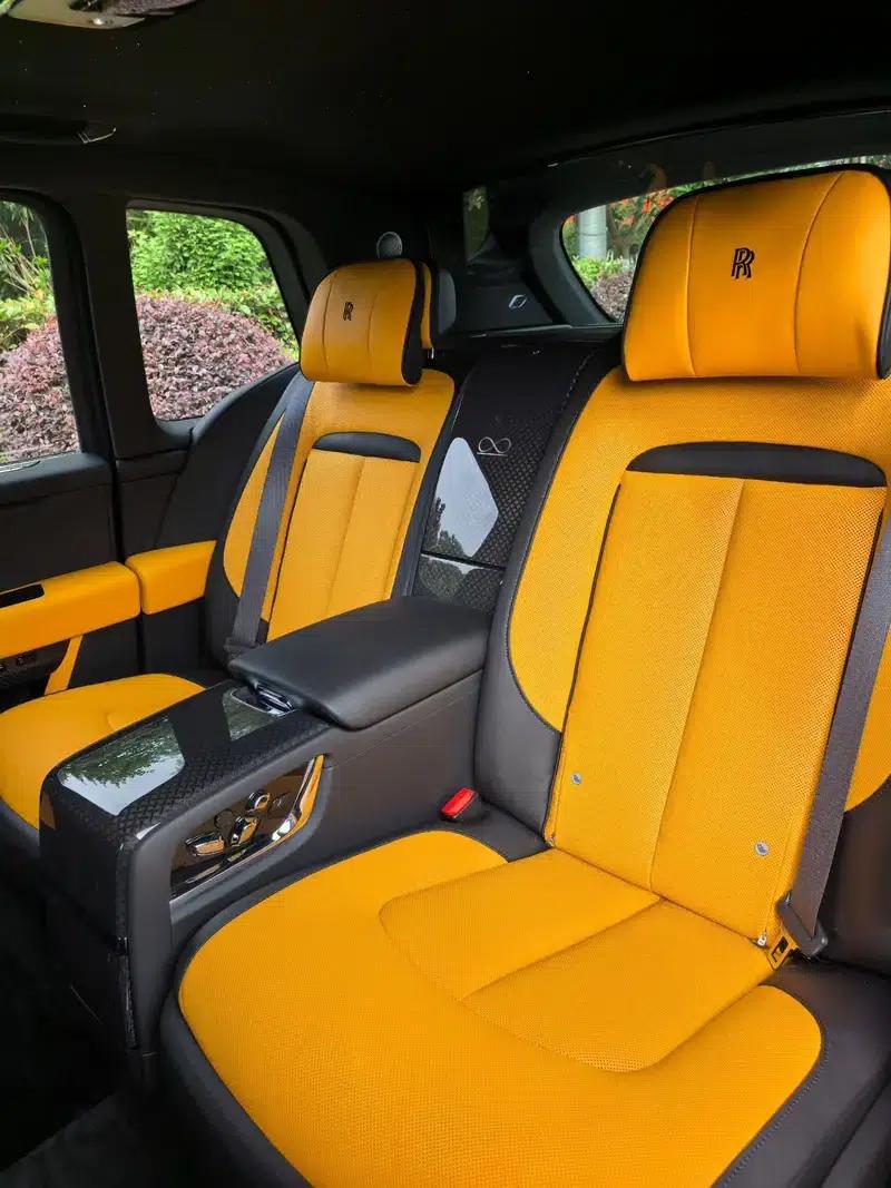 2025 Cullinan Series II Black Badge Disruptor — миниатюра 8