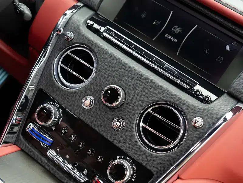 2018 Cullinan, four-seater version — миниатюра 19