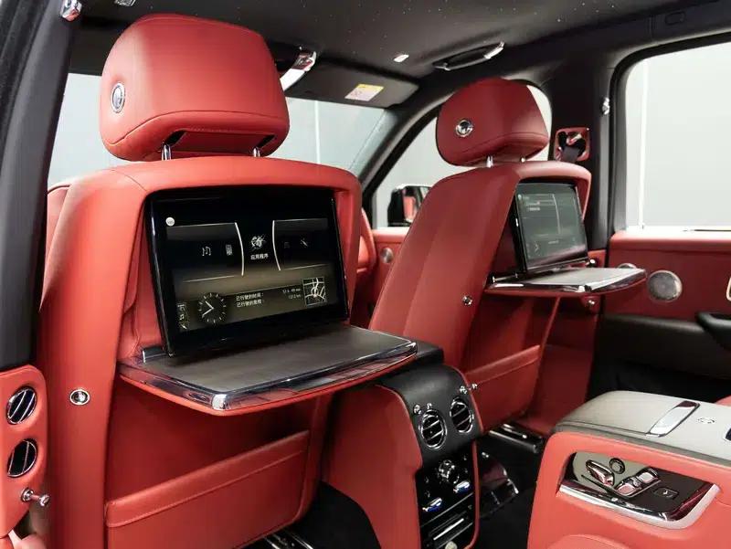 2018 Cullinan, four-seater version — миниатюра 24