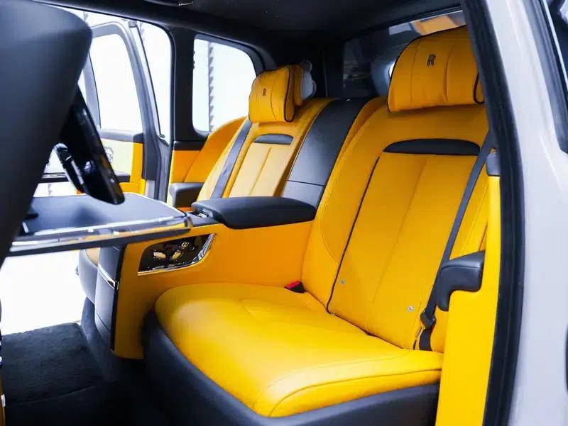 2022 Cullinan 6.7T Automatic AWD 4-seater — миниатюра 22