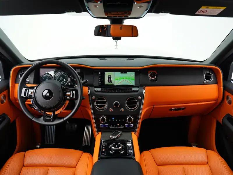 2022 Cullinan 6.7T Automatic AWD 4-seater — миниатюра 16