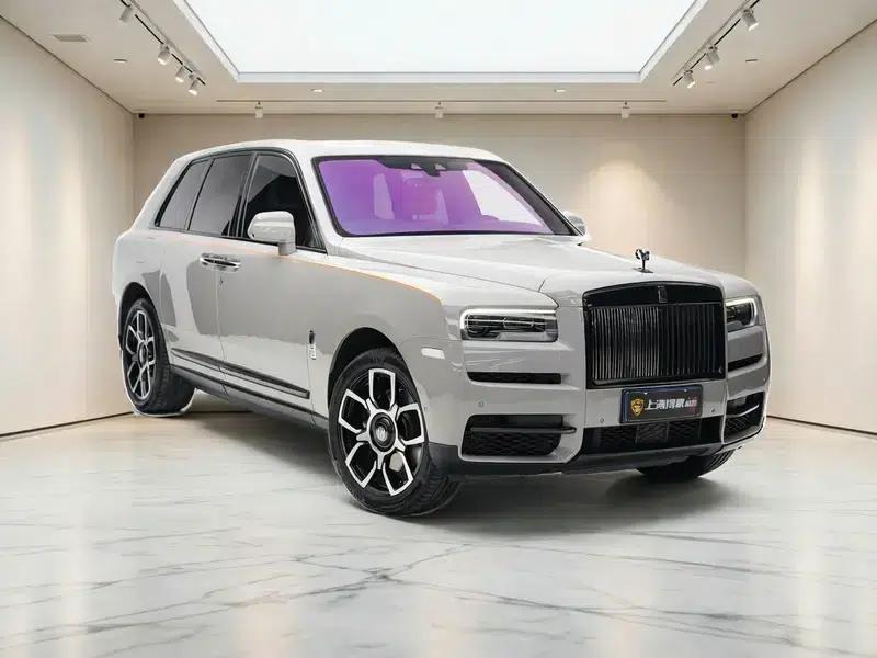 2022 Cullinan 6.7T Automatic AWD 4-seater — миниатюра 3