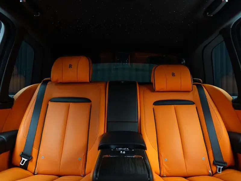 2022 Cullinan 6.7T Automatic AWD 4-seater — миниатюра 24