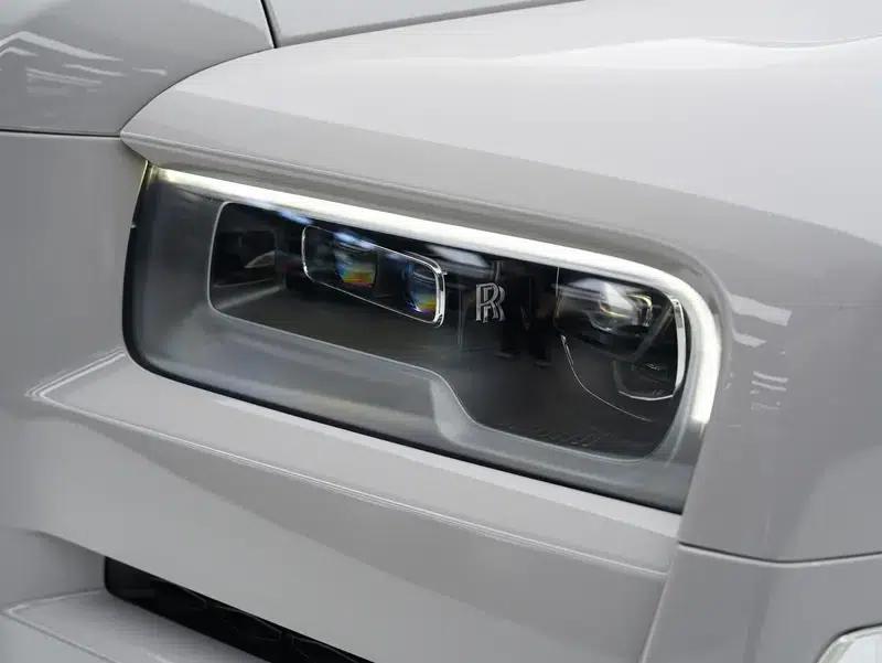 2022 Cullinan 6.7T Automatic AWD 4-seater — миниатюра 7