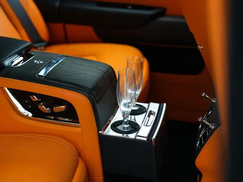2022 Cullinan 6.7T Automatic AWD 4-seater — миниатюра 9