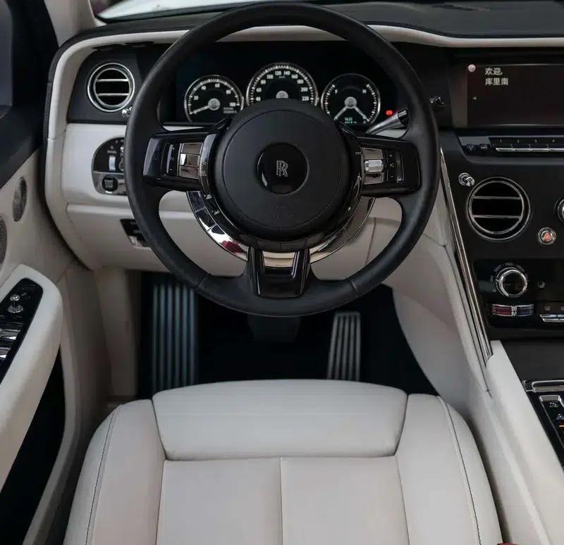2018 Cullinan 5-seater — миниатюра 14