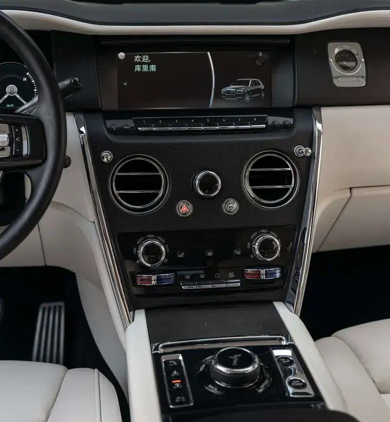2018 Cullinan 5-seater — миниатюра 9