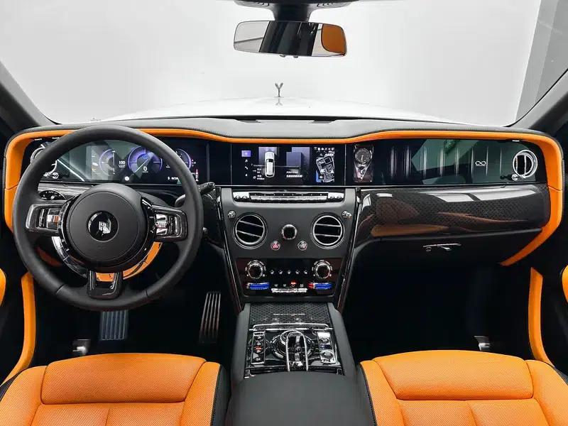 2025 Cullinan Series II Black Badge Disruptor — миниатюра 16