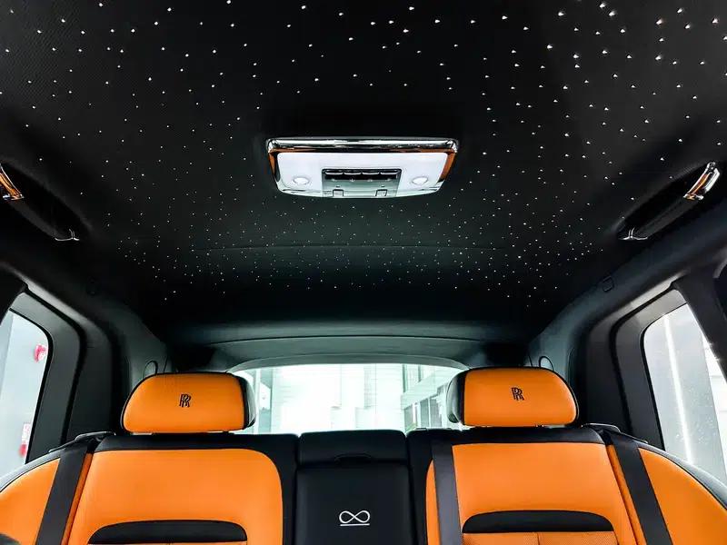 2025 Cullinan Series II Black Badge Disruptor — миниатюра 20