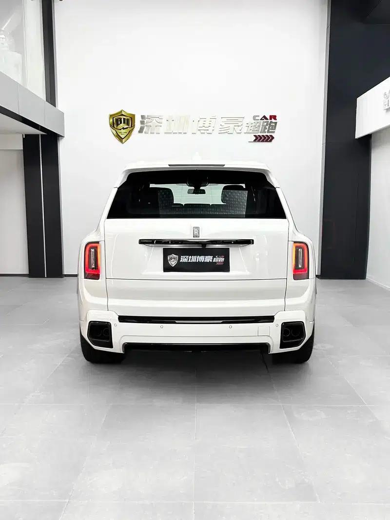 2025 Cullinan Series II Black Badge Disruptor — миниатюра 3
