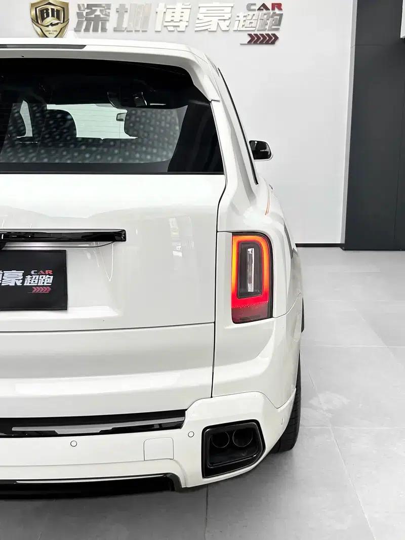 2025 Cullinan Series II Black Badge Disruptor — миниатюра 6