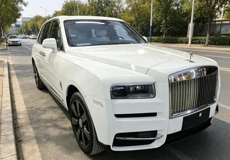 2018 Cullinan, four-seater version — миниатюра 2