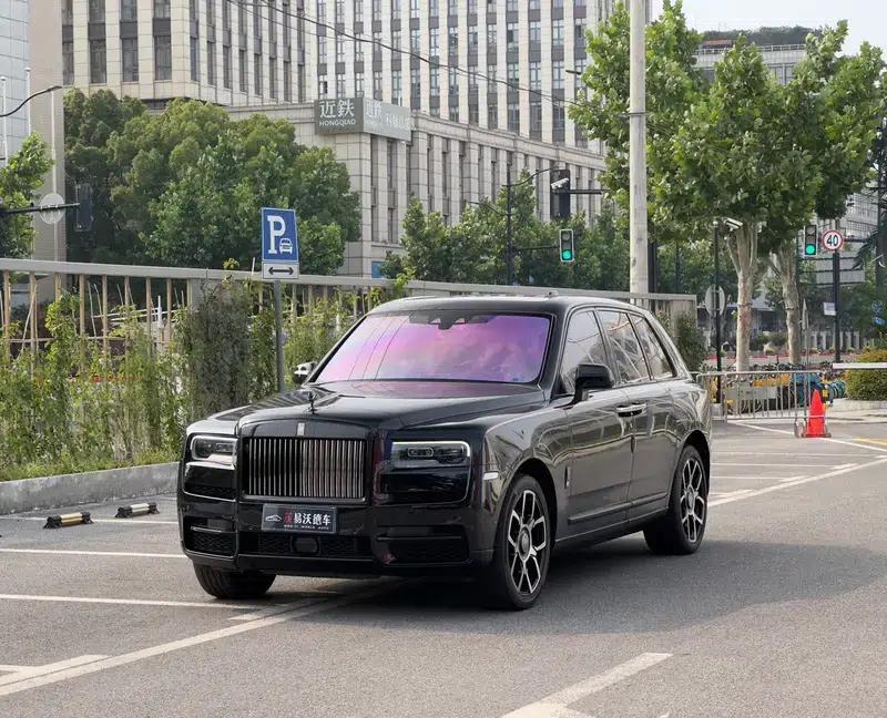 2024 Cullinan, four-seater version — миниатюра 1
