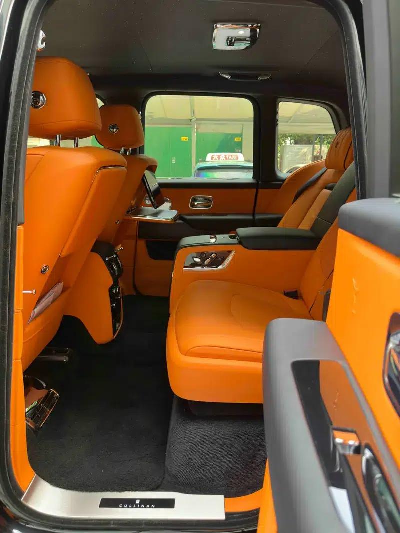2024 Cullinan, four-seater version — миниатюра 24