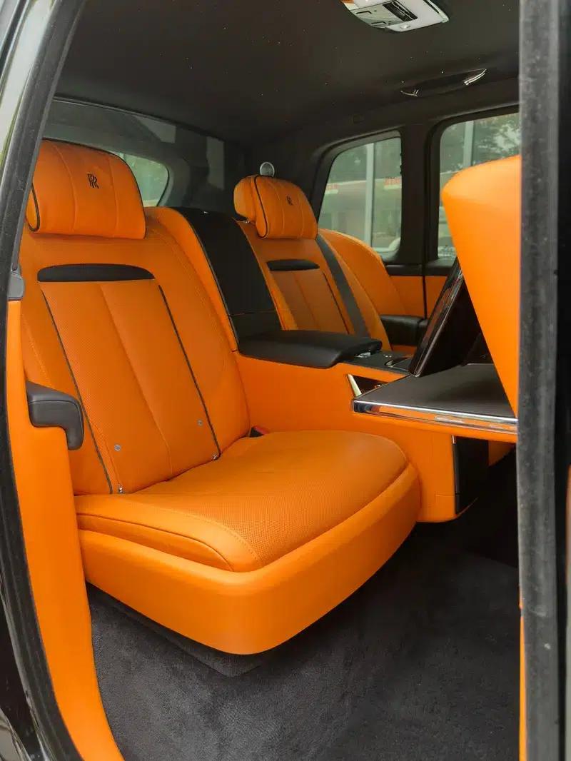 2024 Cullinan, four-seater version — миниатюра 26