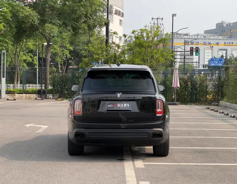 2024 Cullinan, four-seater version — миниатюра 6