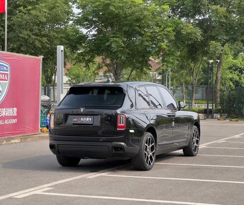 2024 Cullinan, four-seater version — миниатюра 7